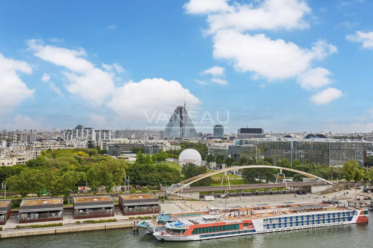PARIS XVIè – EGLISE D'AUTEUIL - QUAI - VUE SEINE ET MONUMENTS