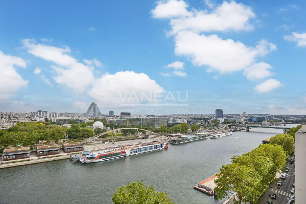 PARIS XVIè – EGLISE D'AUTEUIL - QUAI - VUE SEINE ET MONUMENTS
