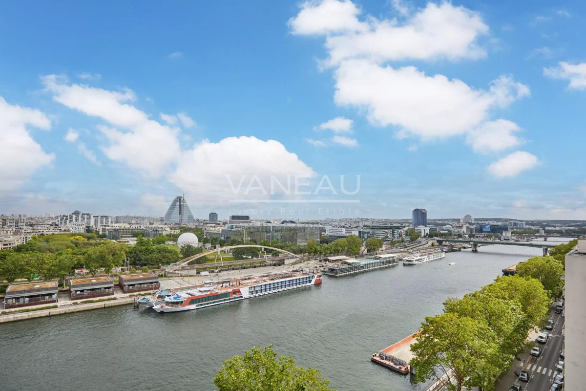 PARIS XVIè – EGLISE D'AUTEUIL - QUAI - VUE SEINE ET MONUMENTS