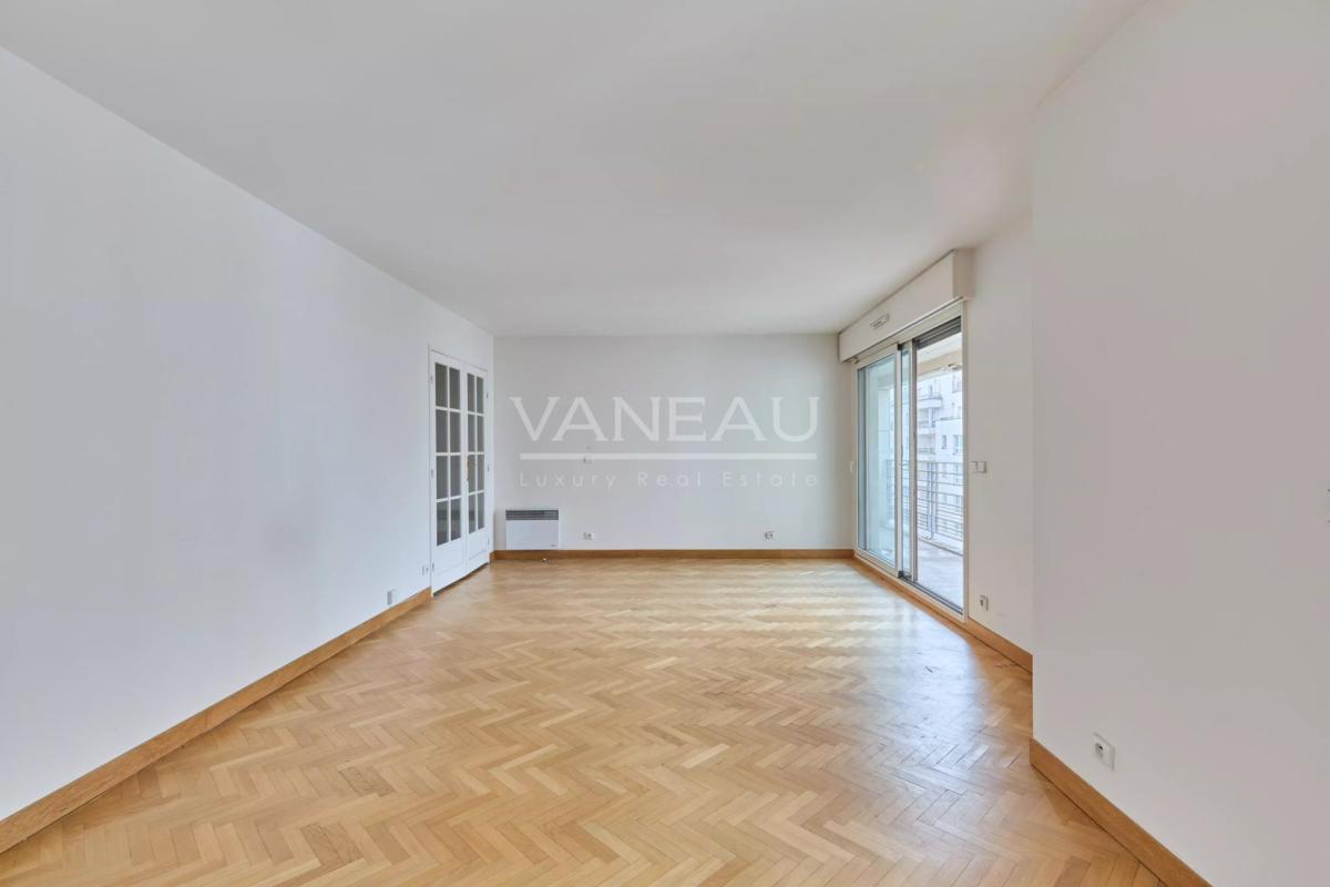 Appartement familial 4 chambres avec balcon et terrasse