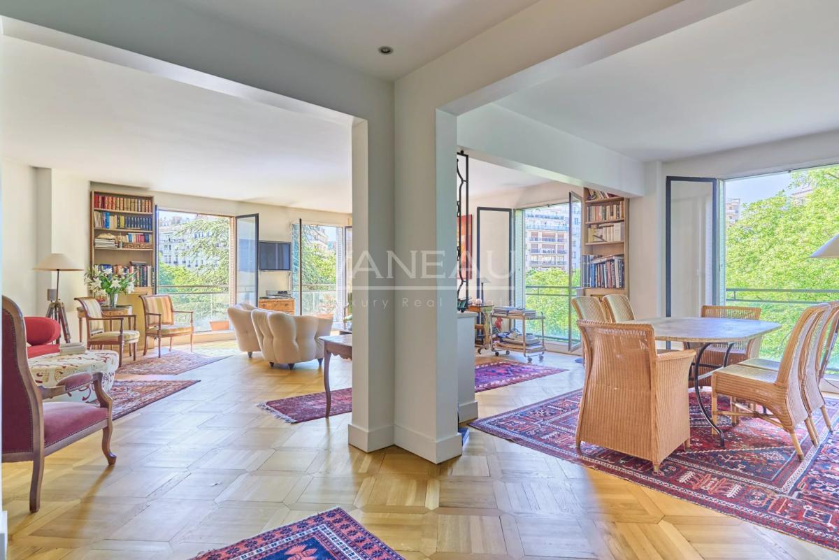 PARIS XVIe - Henri Martin - Appartement familial d'angle Etage E