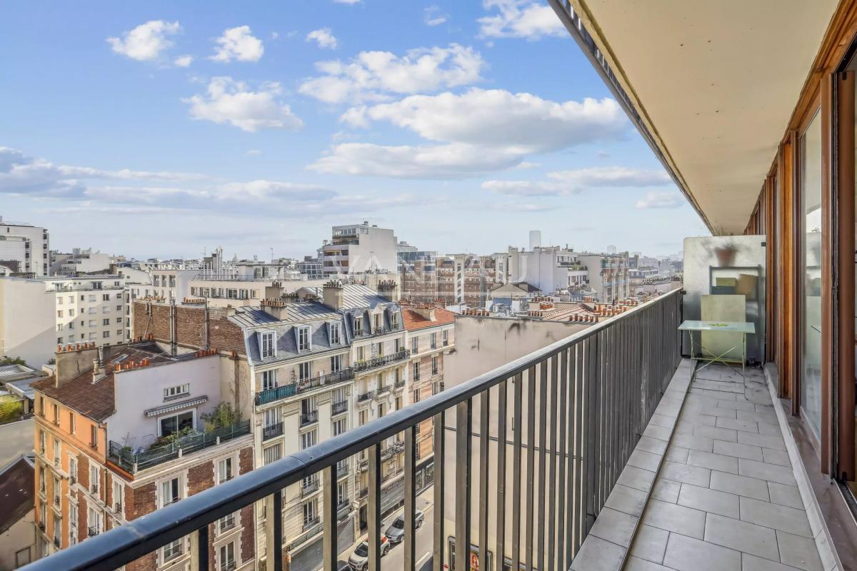 Paris 15e - 4 pièces en étage élevé - Vue dégagée
