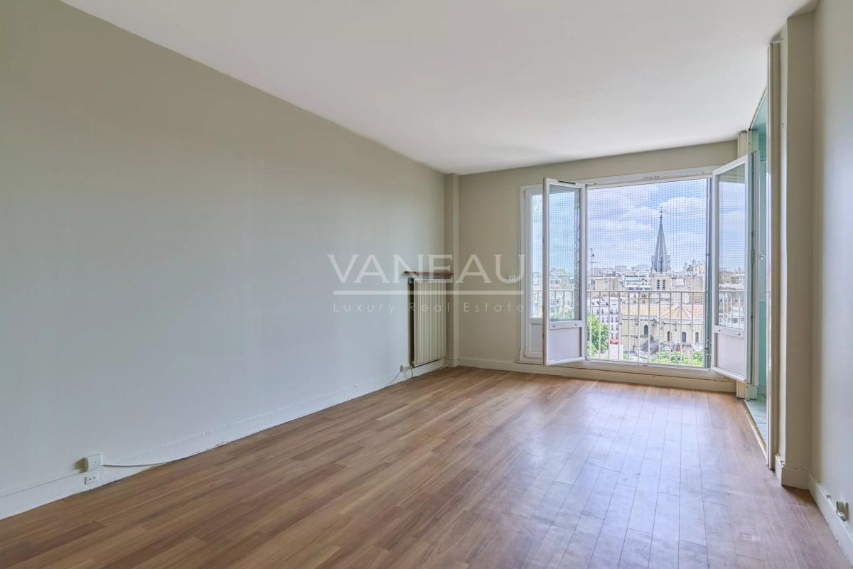 PARIS XVe - Mairie : Appartement avec balcons et vue dégagée sur
