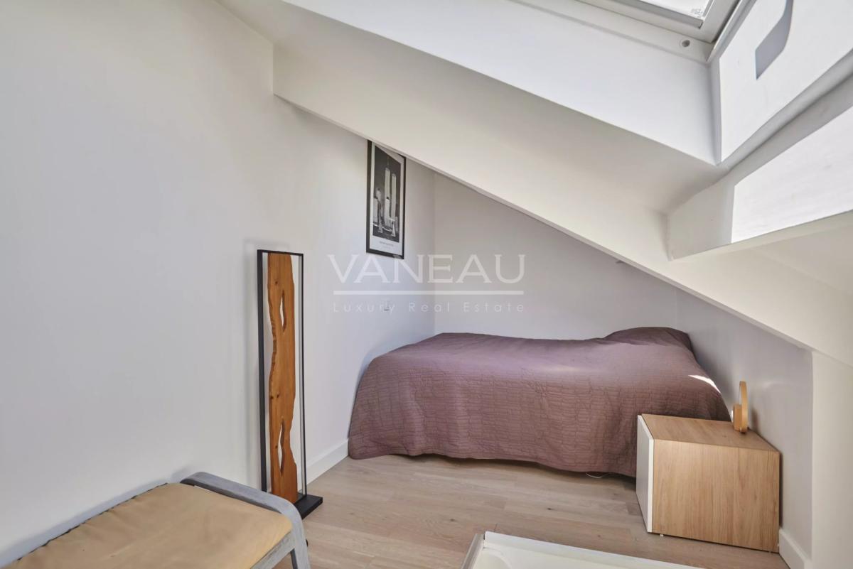 Paris XVIe - Victor Hugo - Lauriston - 'Comme une maison' - Quat