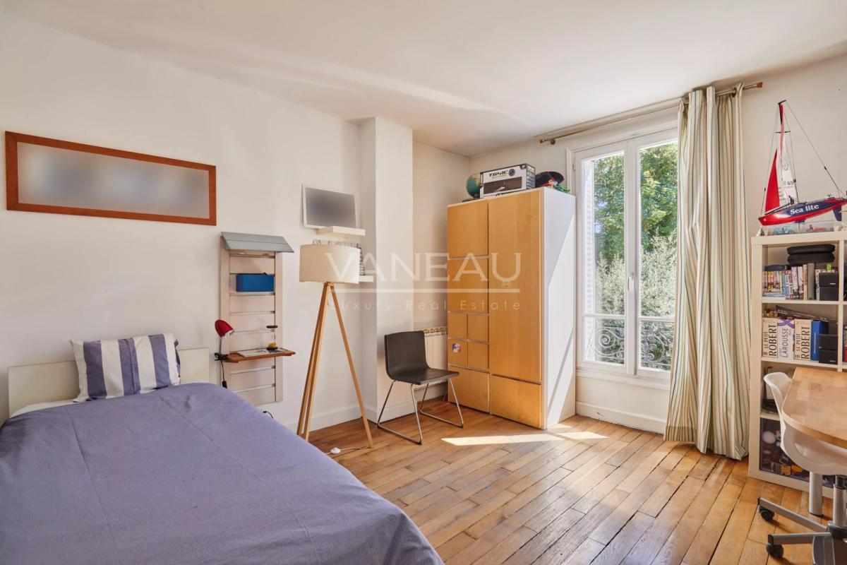 MONTROUGE - Quartier des Écrivains - Maison avec jardin