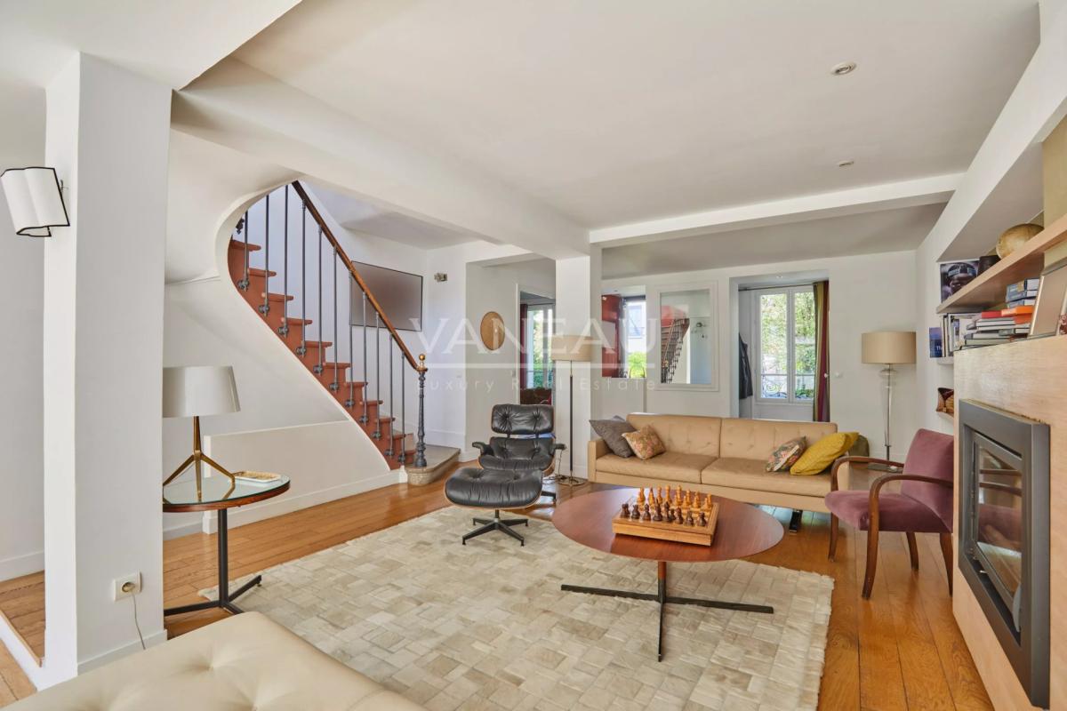 MONTROUGE - Quartier des Écrivains - Maison avec jardin