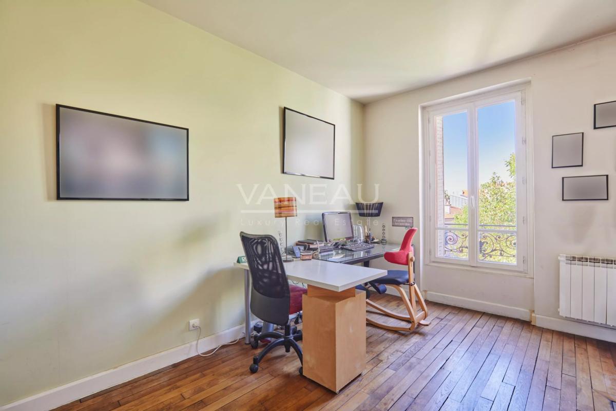MONTROUGE - Quartier des Écrivains - Maison avec jardin