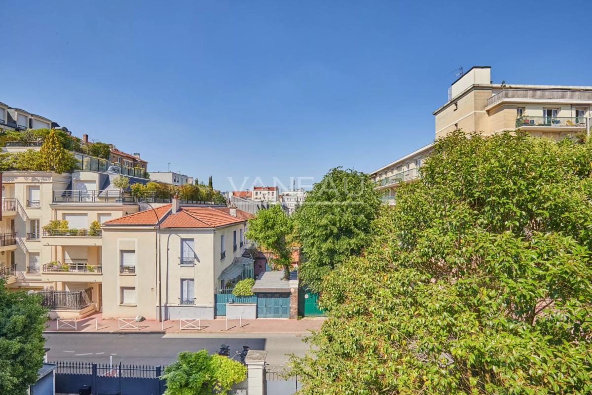 MONTROUGE - Quartier des Écrivains - Maison avec jardin