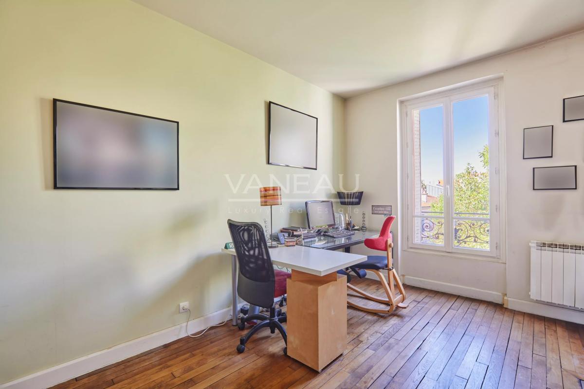 MONTROUGE - Quartier des Écrivains - Maison avec jardin