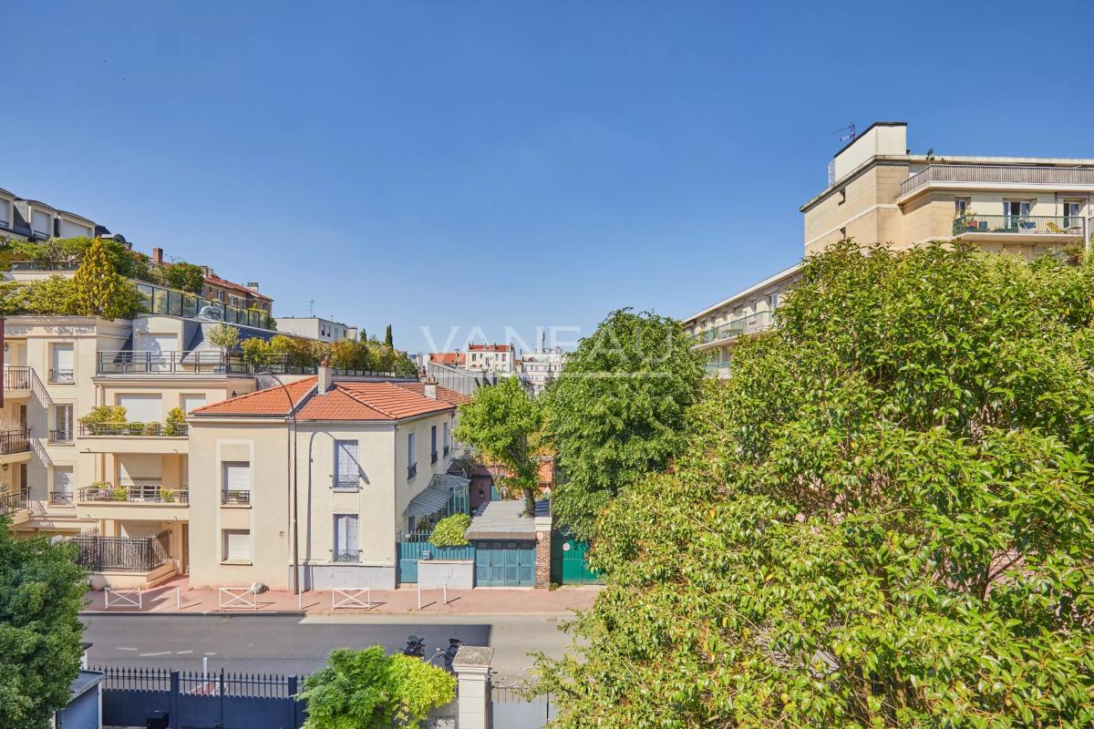 MONTROUGE - Quartier des Écrivains - Maison avec jardin