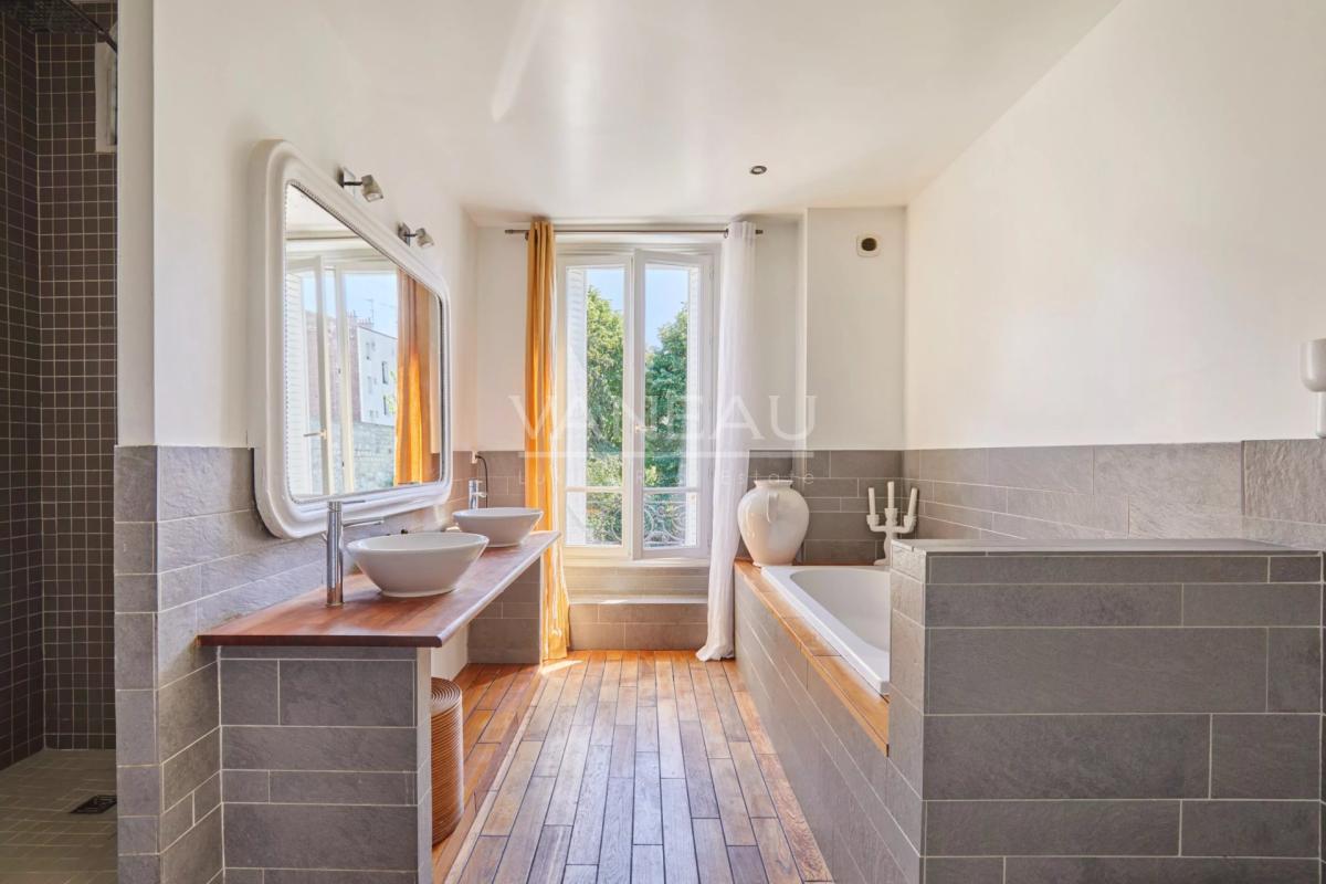 MONTROUGE - Quartier des Écrivains - Maison avec jardin
