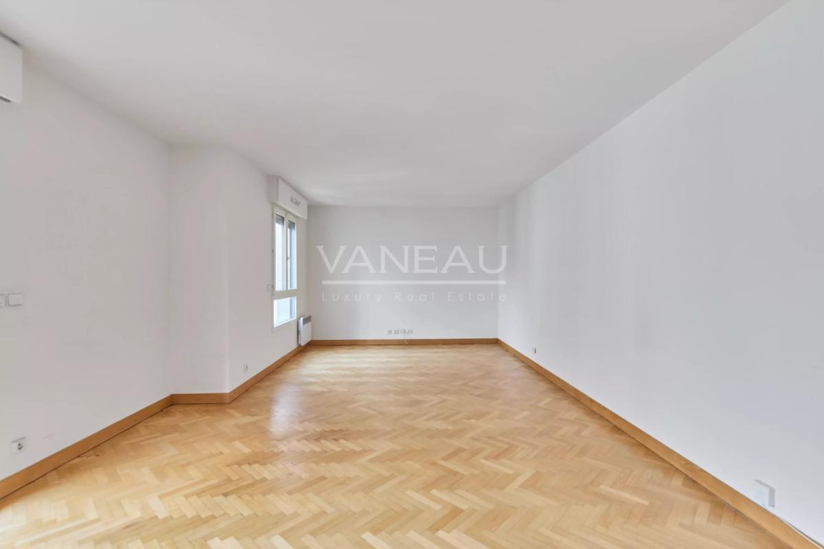 Appartement familial 4 chambres avec balcon et terrasse