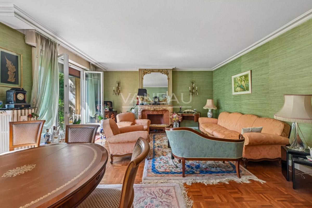 Paris XVIème - Appartement familial avec balcons larges - lumine