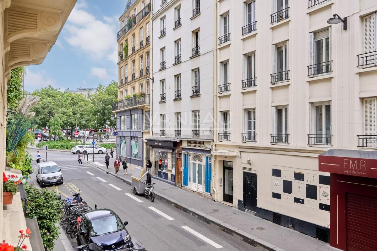 Paris IXe – rue frochot – deux pièces à rénover au cœur d’un qua