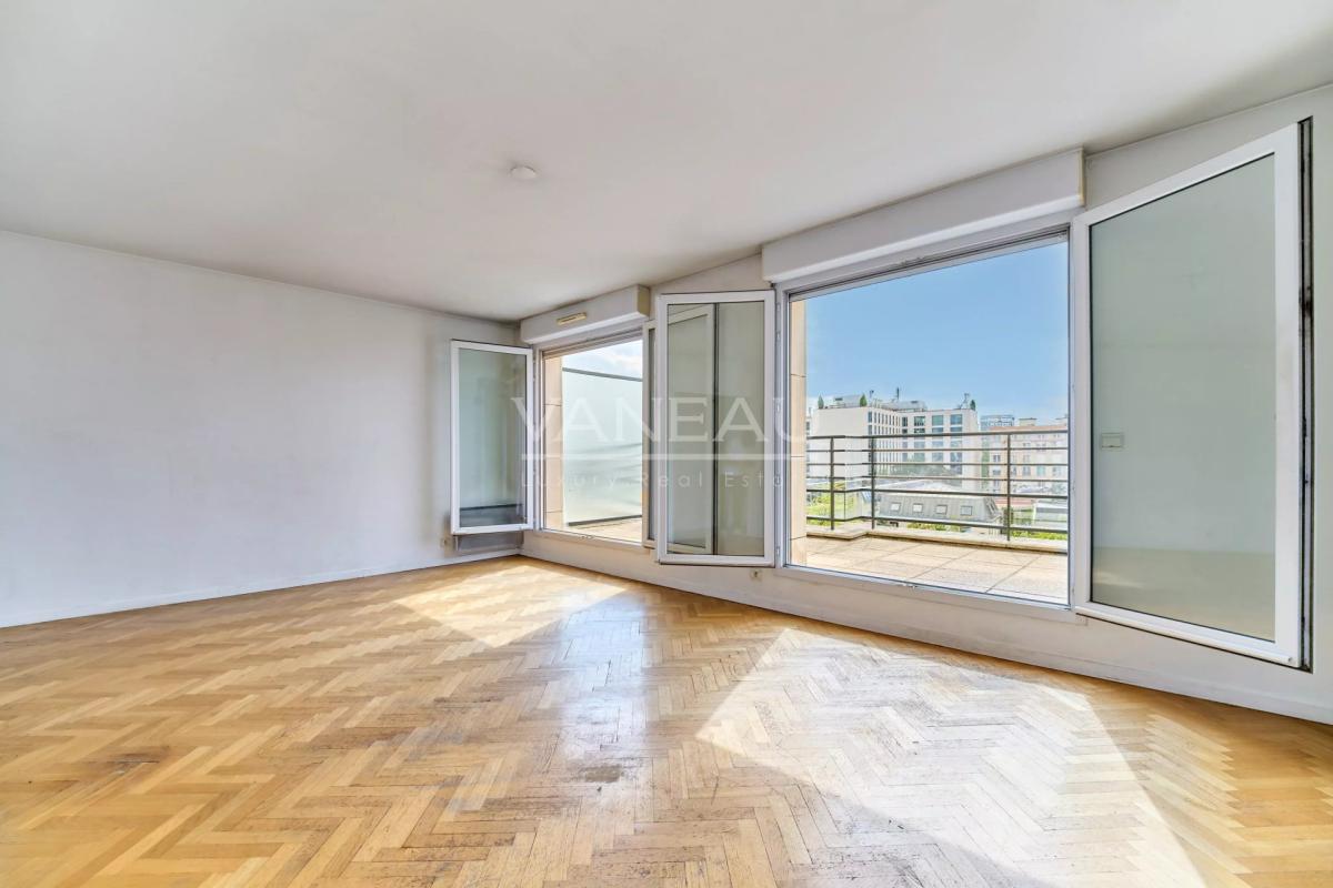 Boulogne centre étage élevé 4 pièces avec terrasse