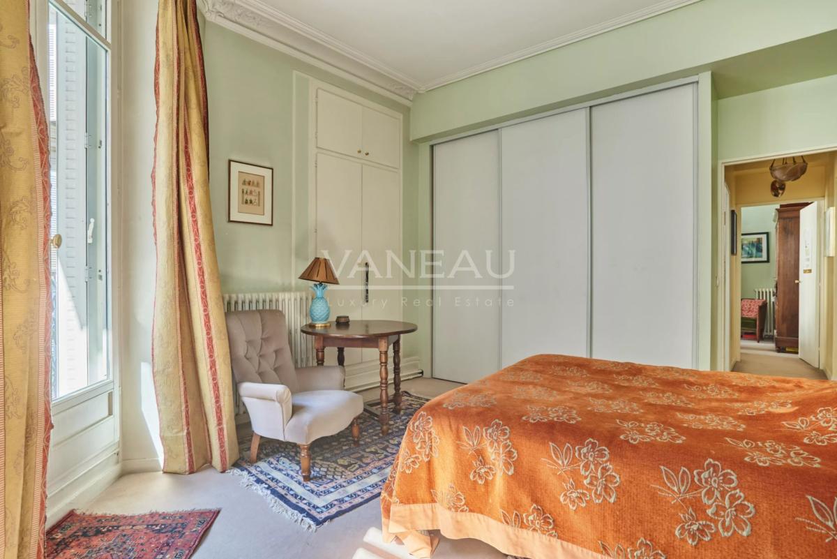 Paris VIIIe - Saint Augustin - Superbe appartement haussmannien