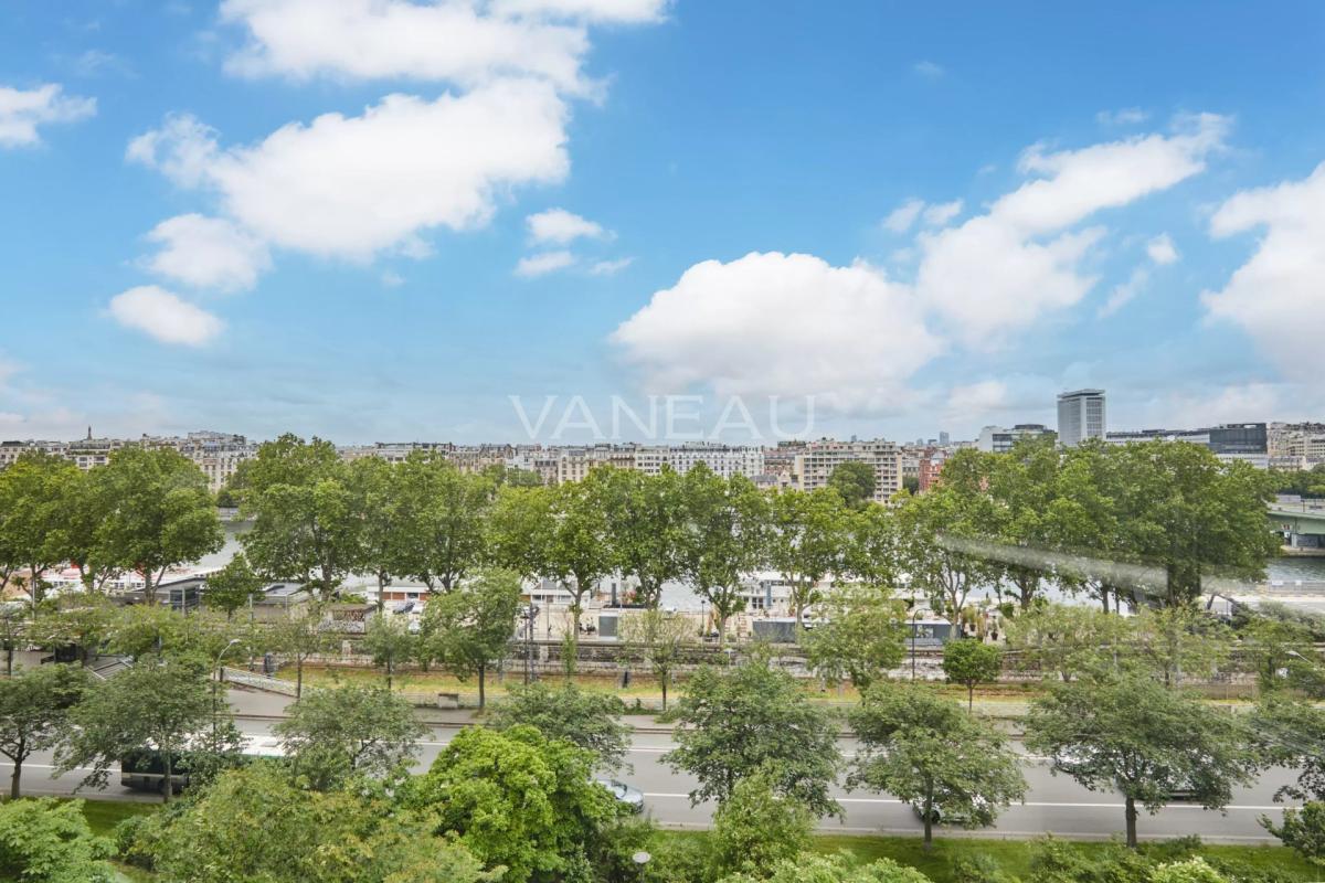 LOCATION MEUBLÉE - 2 PIÈCES - BEAUGRENELLE