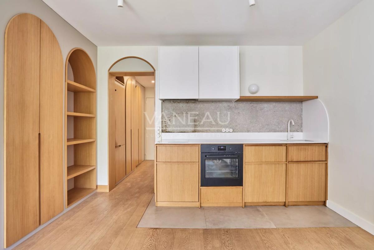 Paris XVIe- Villa Scheffer - Studio avec balcon