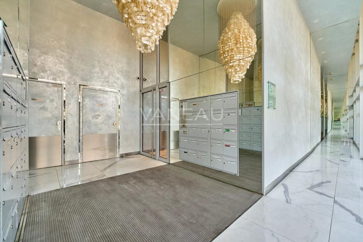 EXCLUSIVITE - 3 pièces en étage élevé avec terrasse