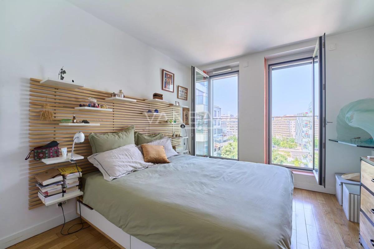 EXCLUSIVITE - 3 pièces en étage élevé avec terrasse