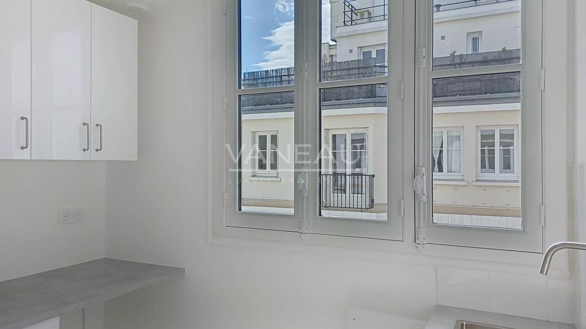 VANEAU VII - STUDIO - RUE VANEAU