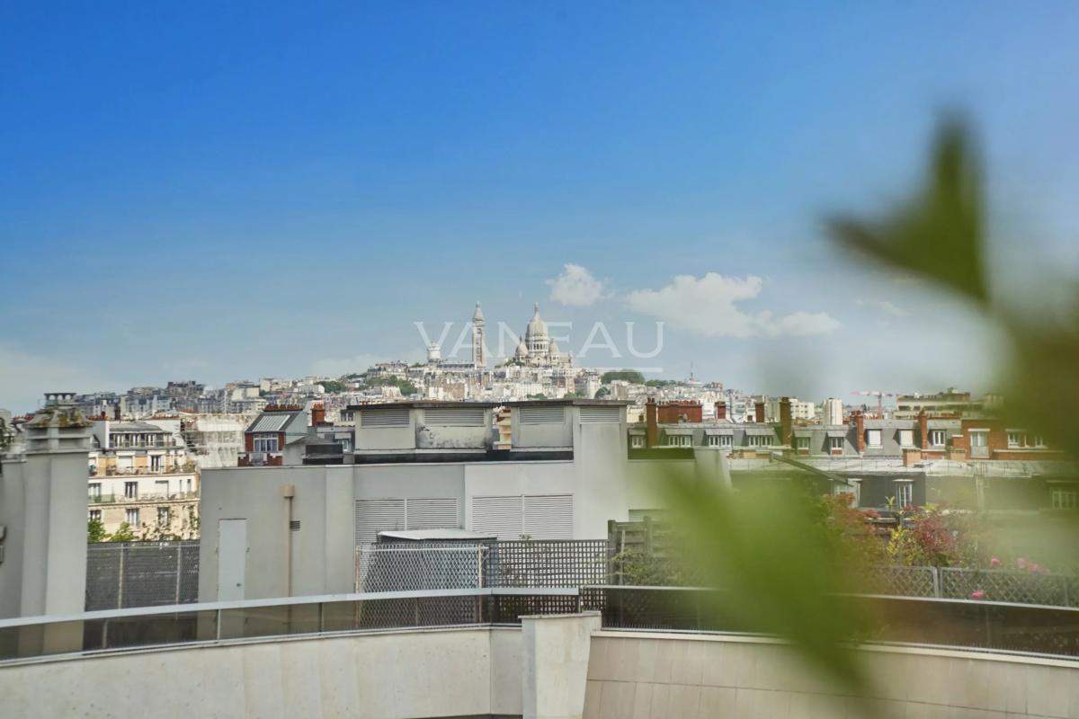 Neuilly-sur-Seine - Les Sablons-Penthouse-Terrasses-Vues tour Eiffel et Sacré-Cœur.