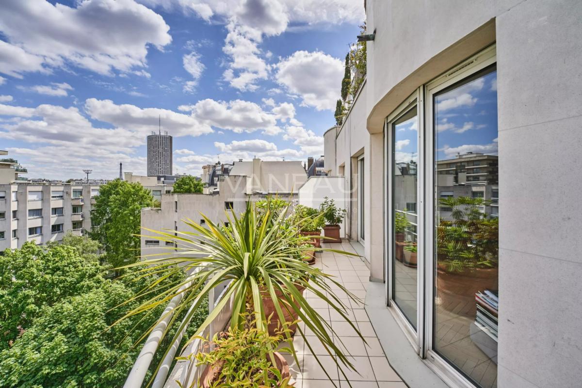 Neuilly-sur-Seine - Les Sablons-Penthouse-Terrasses-Vues tour Ei
