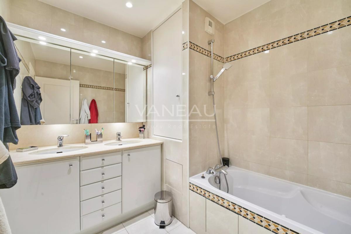 Neuilly-sur-Seine - Les Sablons-Penthouse-Terrasses-Vues tour Ei
