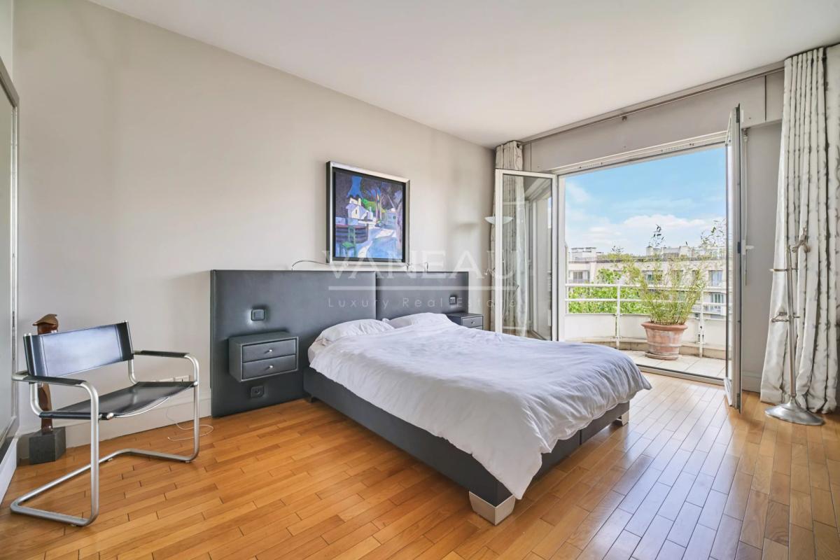 Neuilly-sur-Seine - Les Sablons-Penthouse-Terrasses-Vues tour Ei