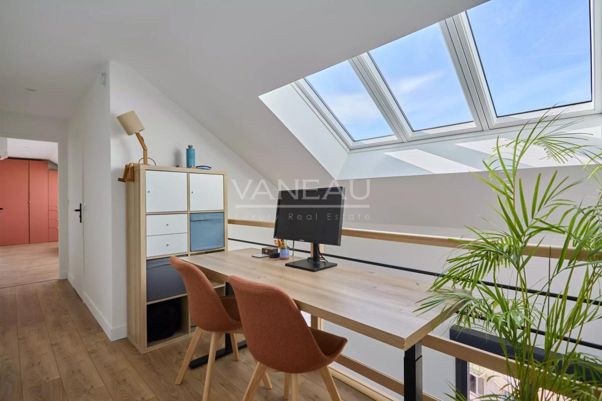 Puteaux - Appartement dernier étage en excellent état