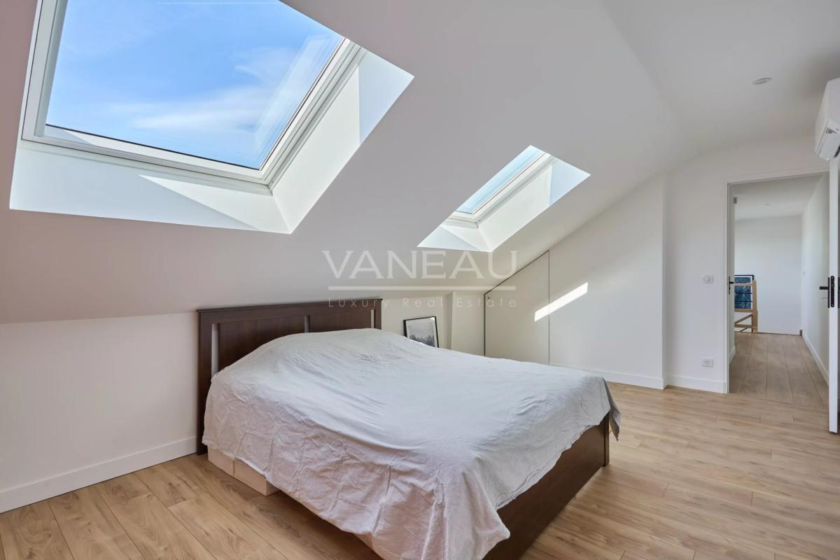 Puteaux - Appartement dernier étage en excellent état