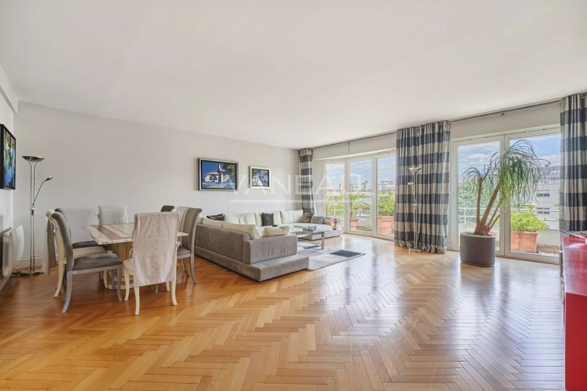 Neuilly-sur-Seine - Les Sablons-Penthouse-Terrasses-Vues tour Ei