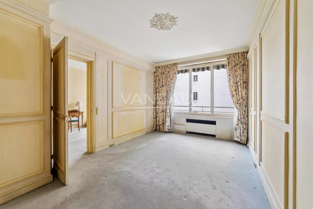 Paris XVIe - Foch/Raymond Poincaré - Appartement familial en éta