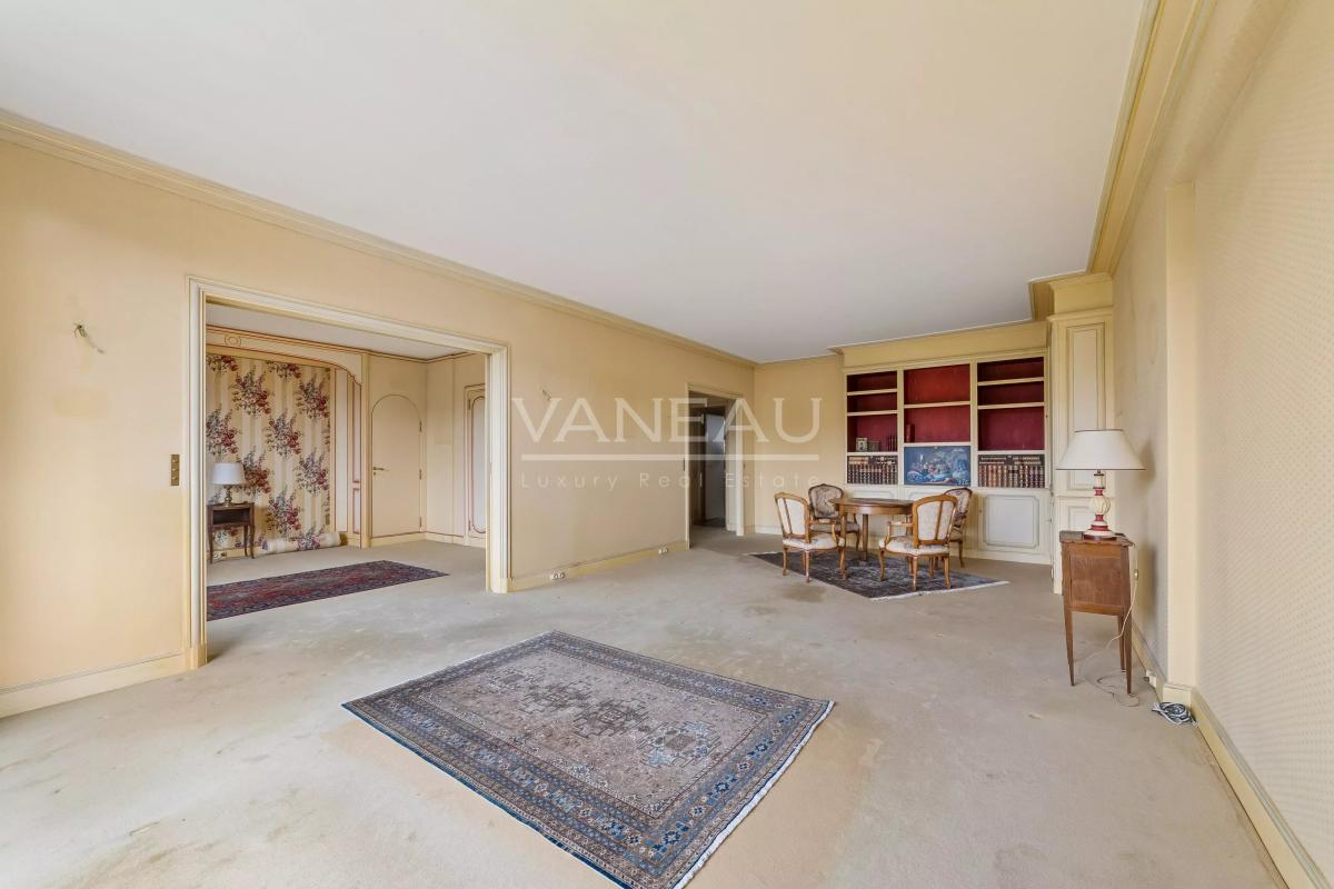 Paris XVIe - Foch/Raymond Poincaré - Appartement familial en étage élevé - Vue dégagée - Sectorisation Janson de Sailly.