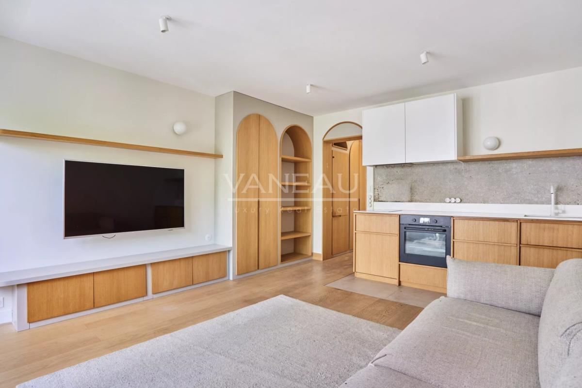 Paris XVIe- Villa Scheffer - Studio avec balcon