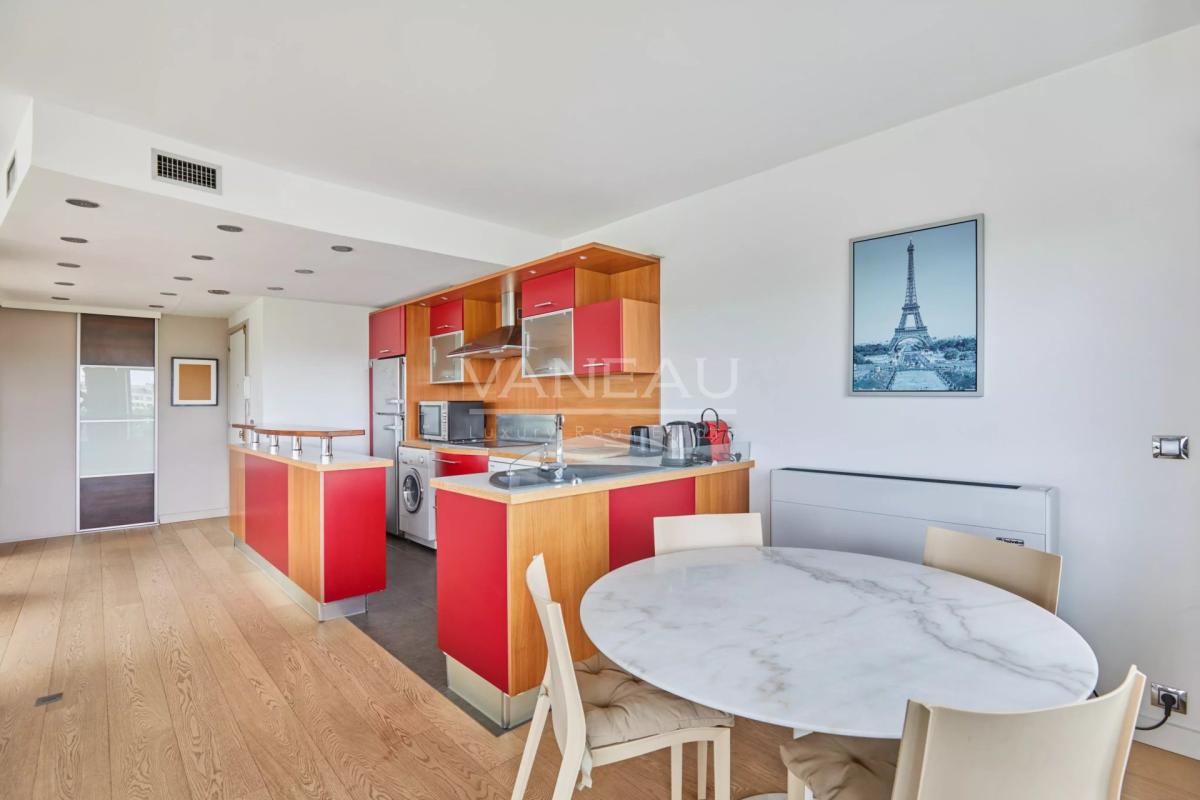 LOCATION MEUBLÉE - 2 PIÈCES - BEAUGRENELLE
