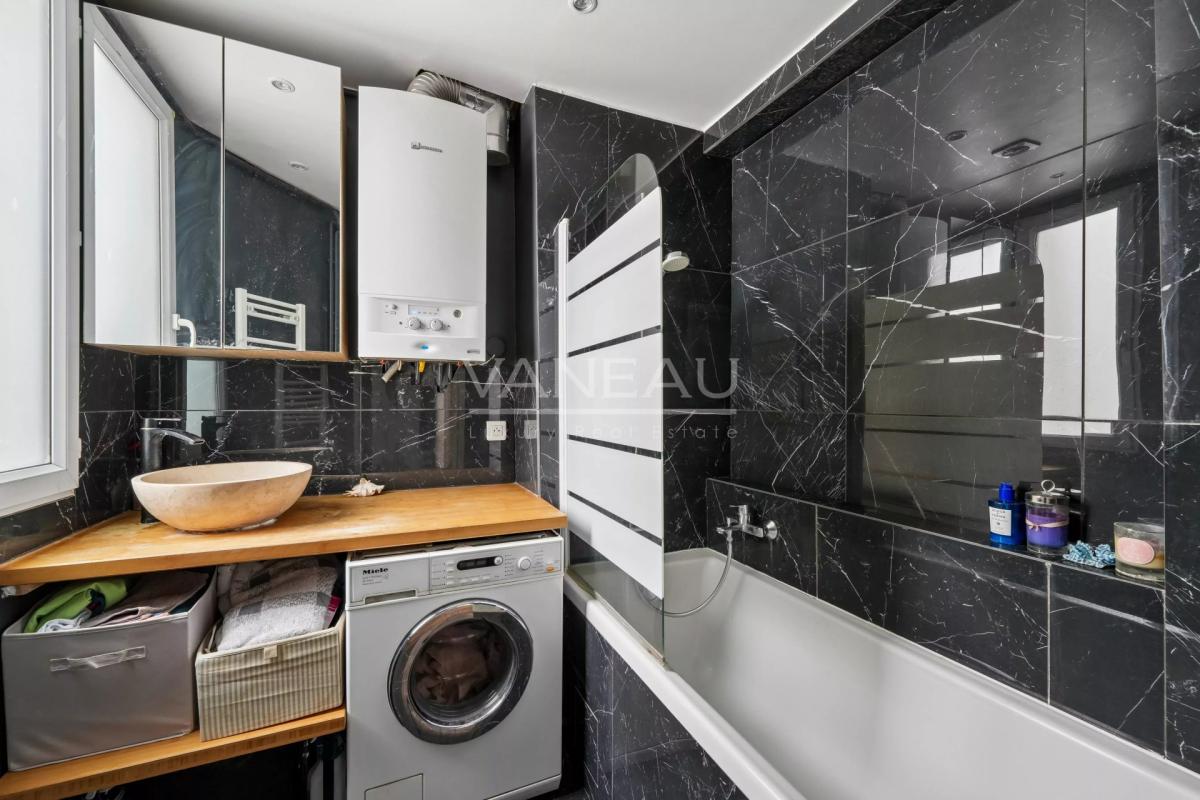 PARIS XIVème - Limite VIème - Appartement familial
