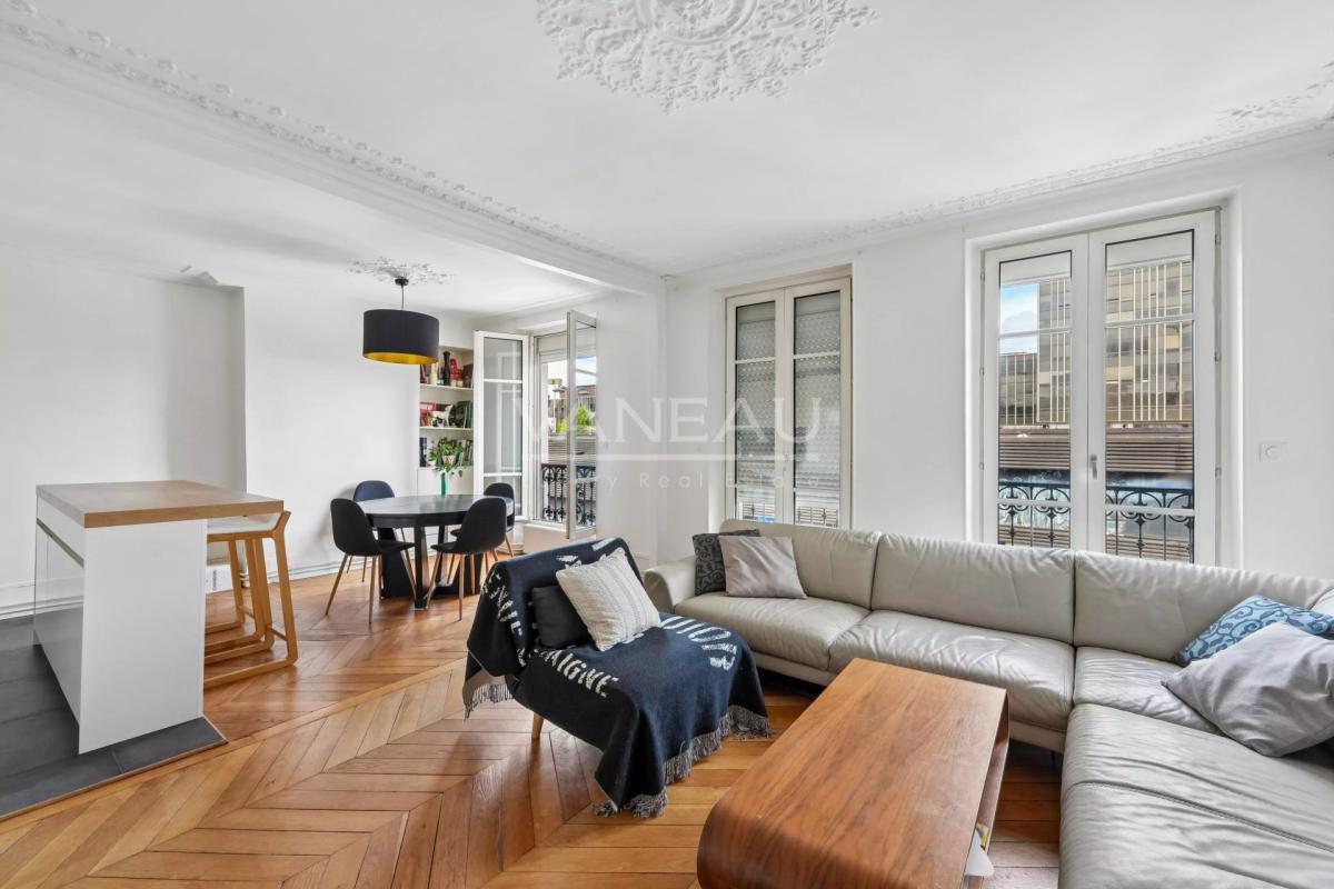 PARIS XIVème - Limite VIème - Appartement familial