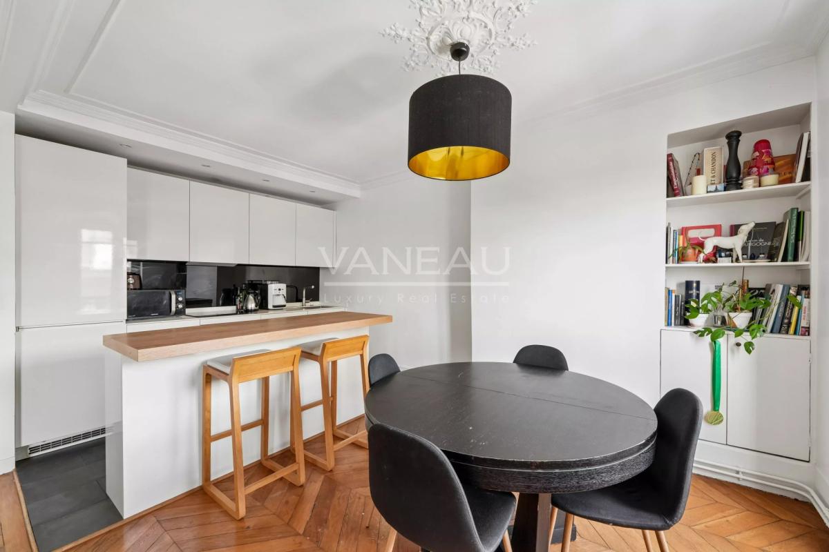 PARIS XIVème - Limite VIème - Appartement familial