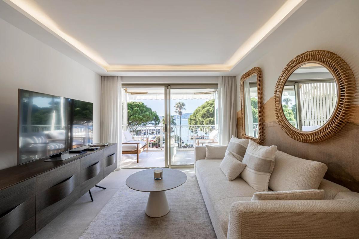 CANNES CROISETTE APPARTEMENT A VENDRE