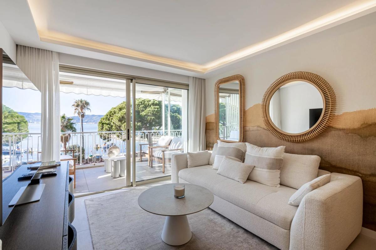 CANNES CROISETTE APPARTEMENT A VENDRE