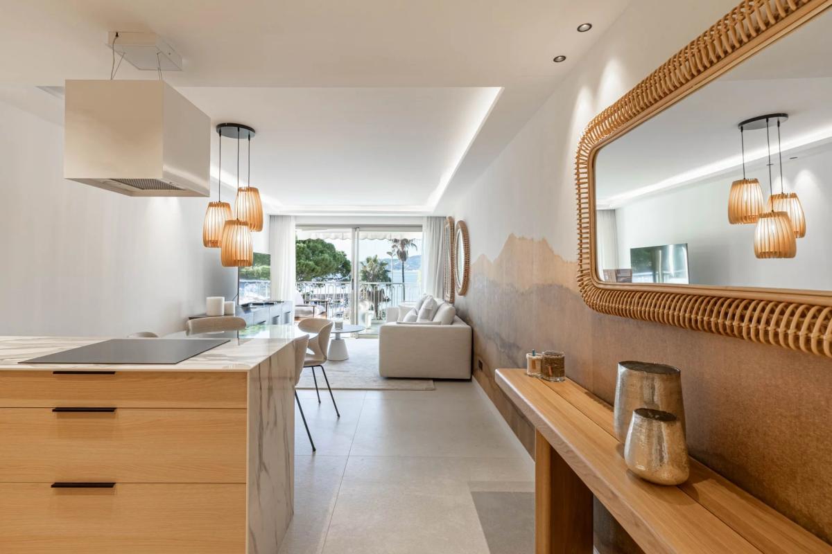 CANNES CROISETTE APPARTEMENT A VENDRE
