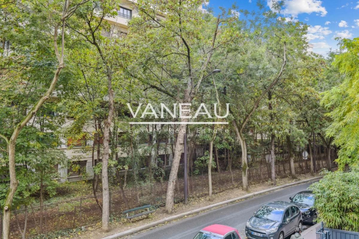 PARIS XVI - JARDINS DU RANELAGH - COULÉE VERTE