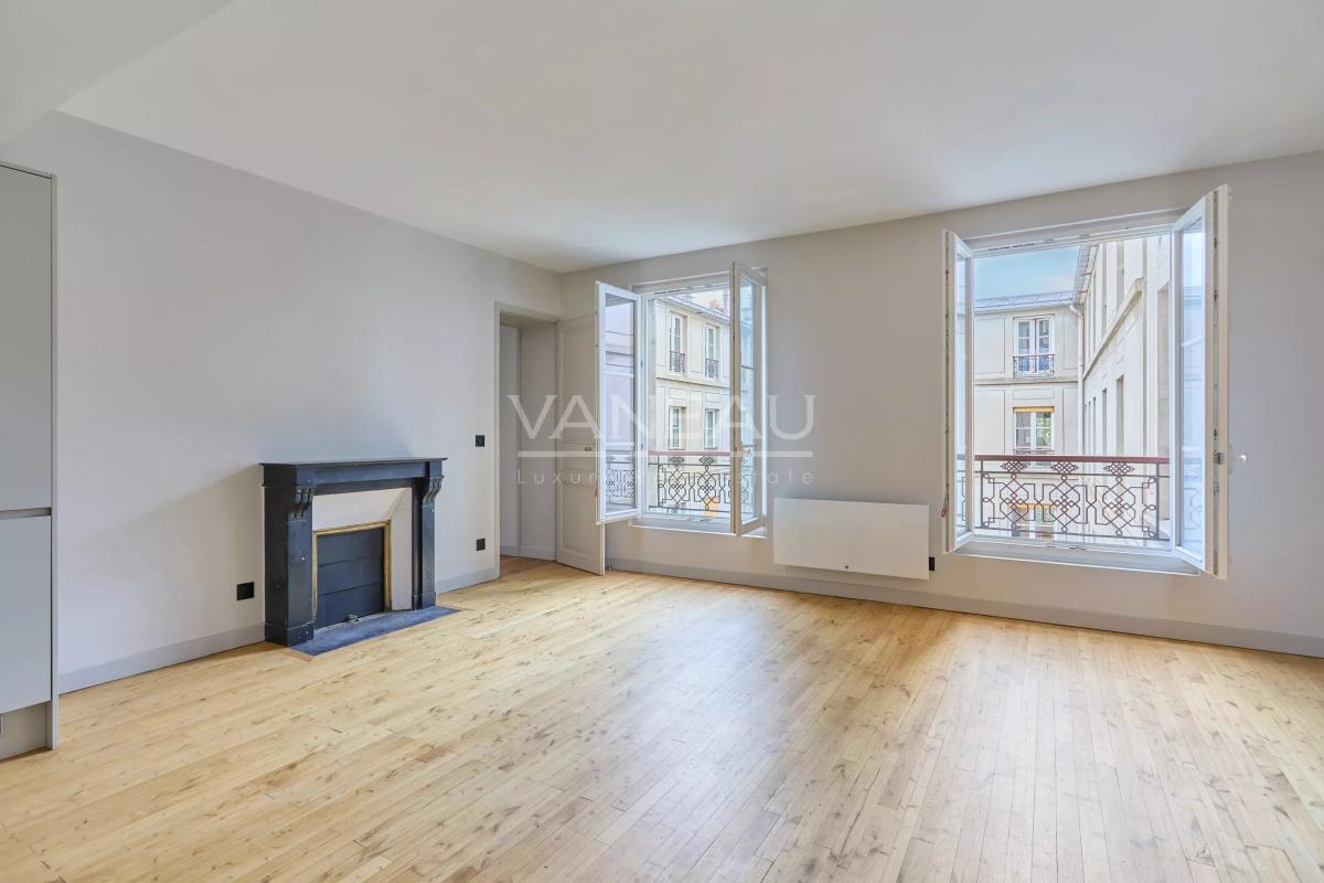Paris VIIe - Esplanade des Invalides - Appartement familial calme et lumineux