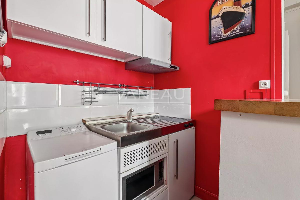 Paris VII - Studio - Idéal Pied à Terre ou Investissement