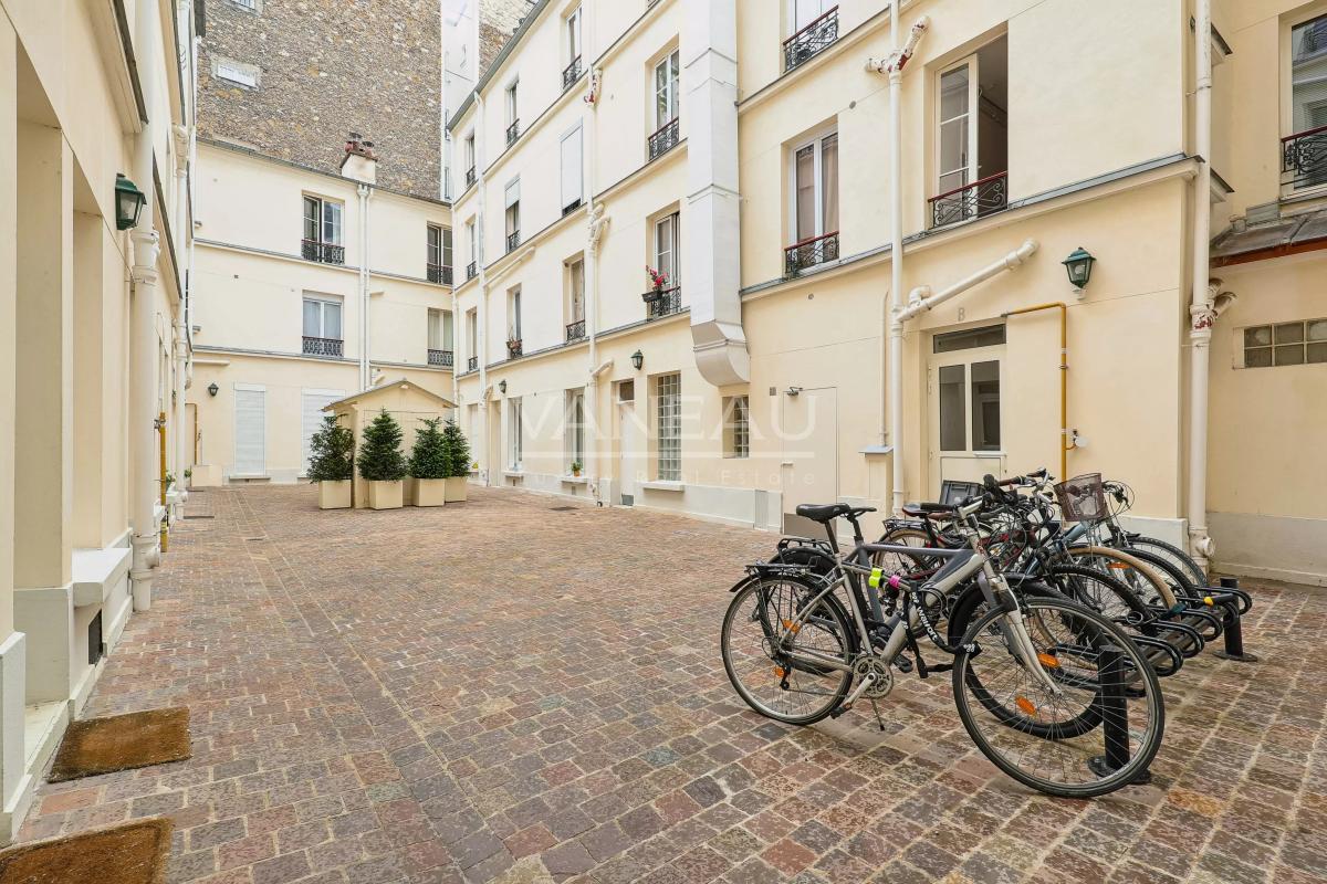 Paris VII - Studio - Idéal Pied à Terre ou Investissement