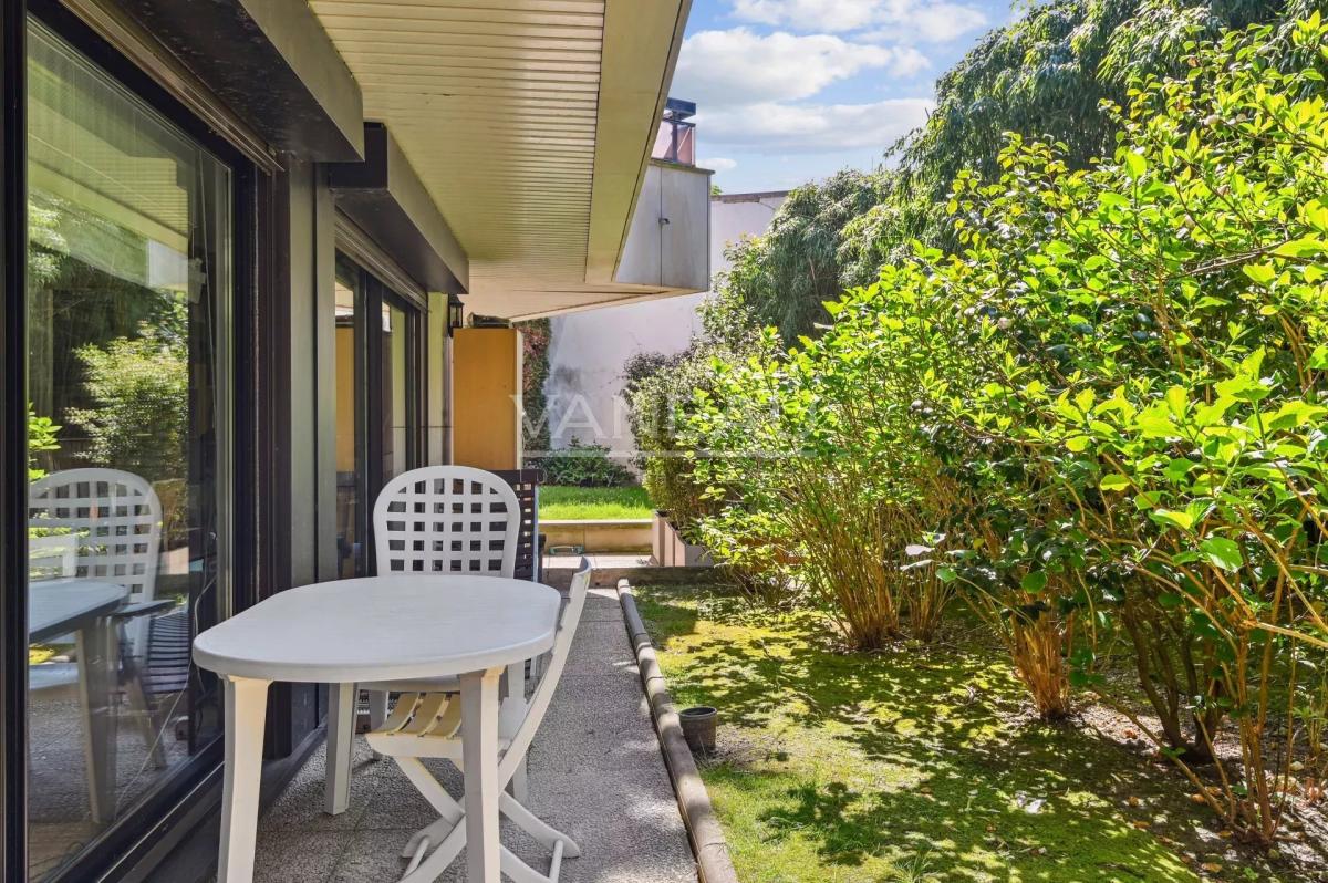 Boulogne Nord -  Schuman Dupanloup - Appartement familial avec jardin de 450m²