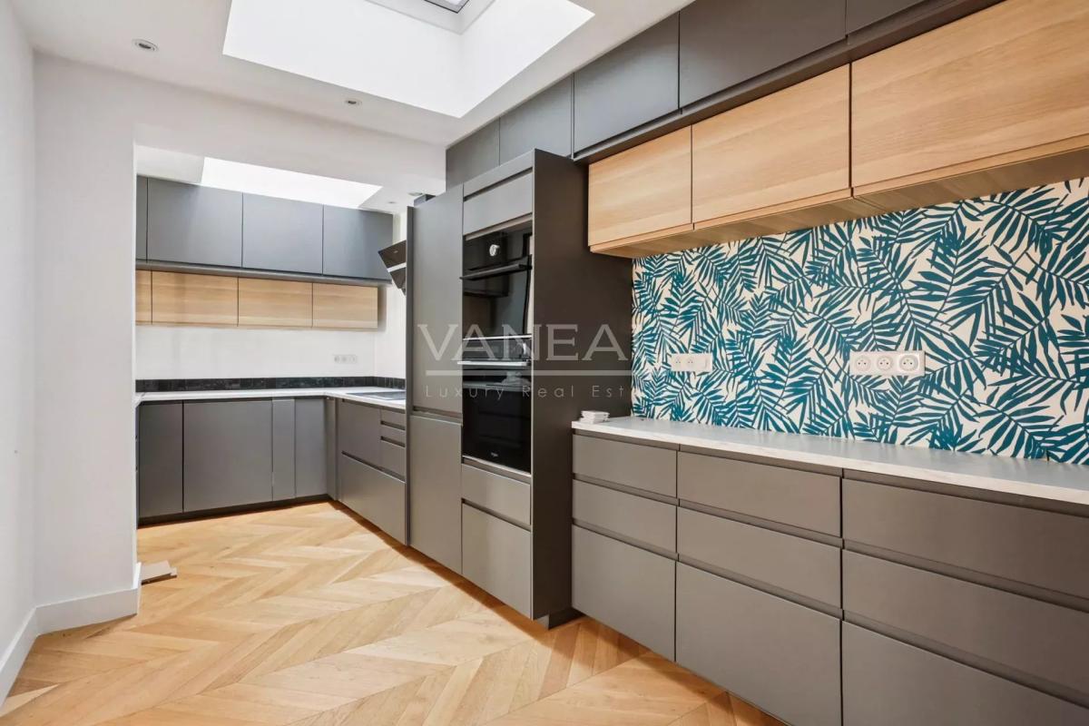 Vente Maison Architecte (275m²) Paris 15e avec ascenseur et rooftop (60m²)
