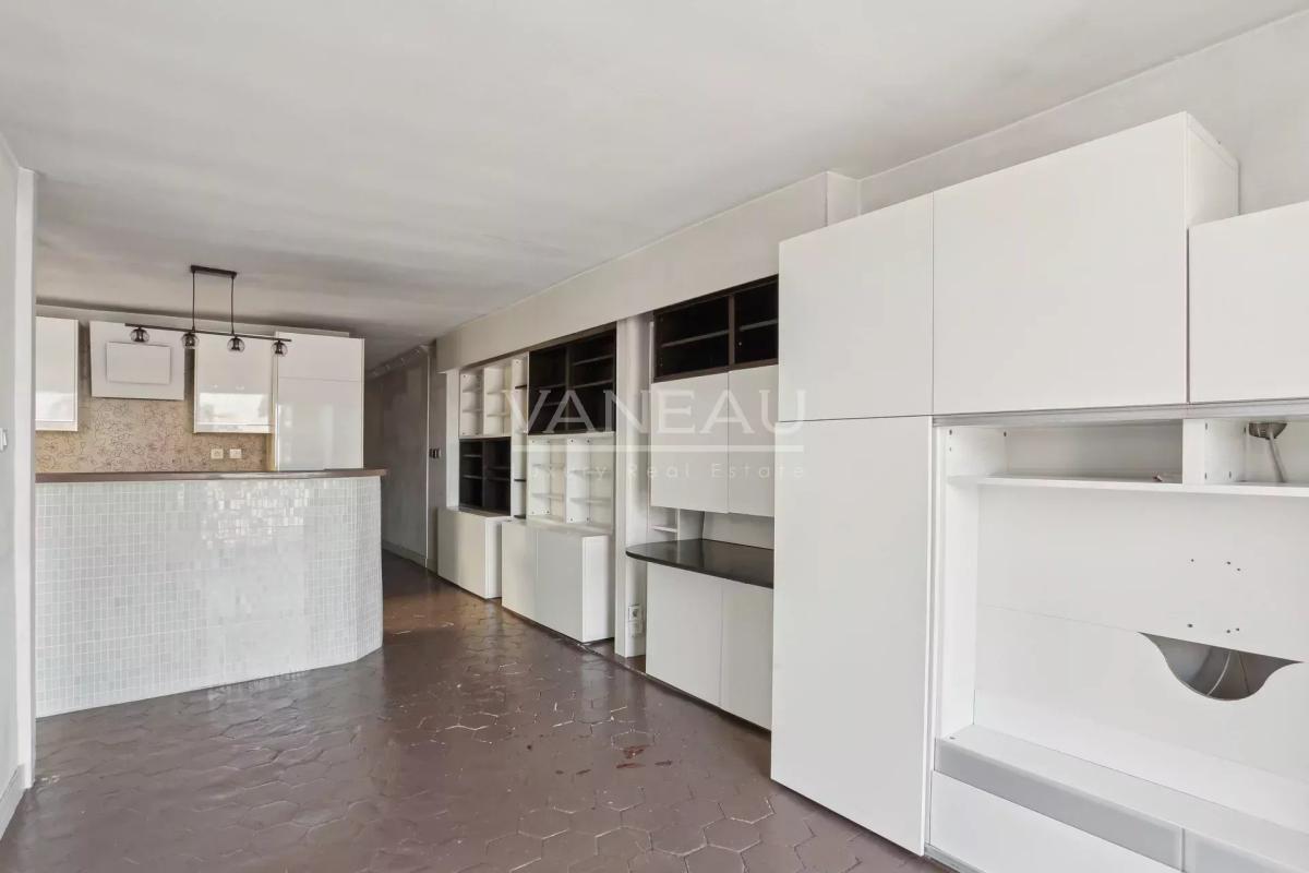 Exclusivité - Paris 6e - Monnaie - Deux pièces avec terrasse