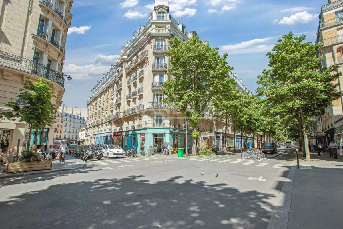 PARIS XIIe - Aligre / Gare de Lyon - Deux pièces calme beaux volumes